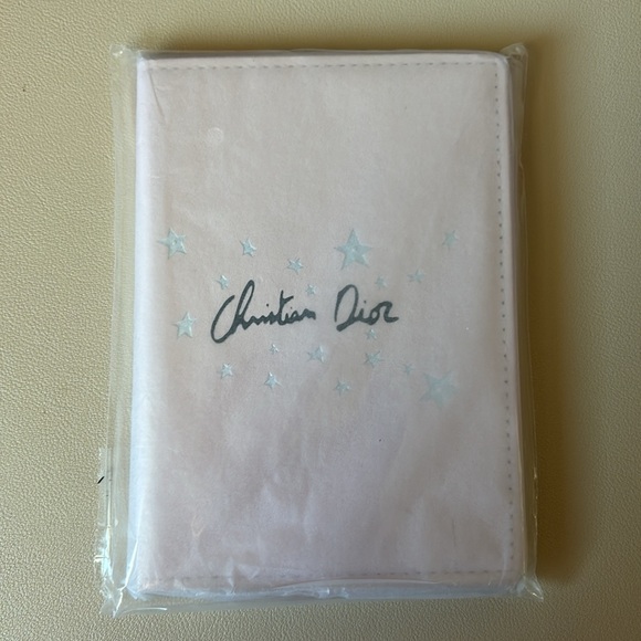 NEW Christian Dior Passport Holder - Picture 3 of 4